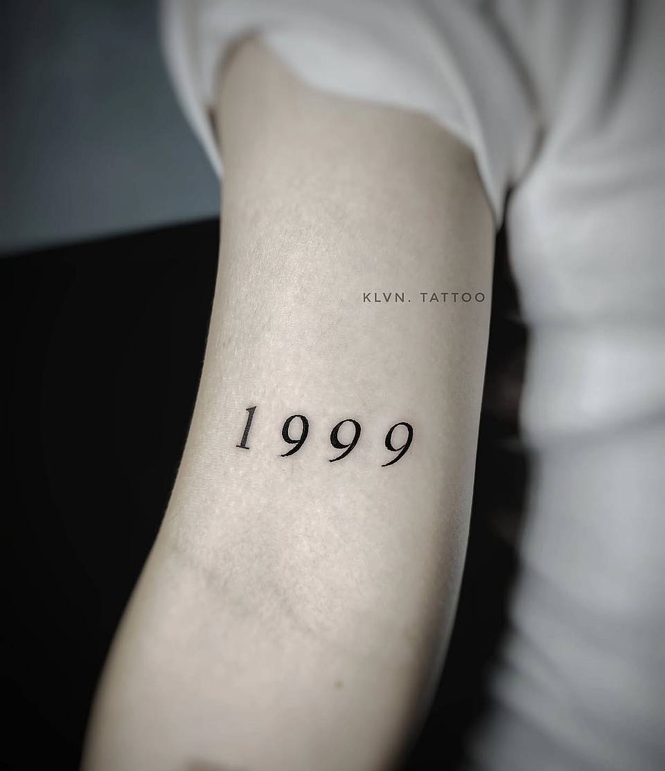 1999 Minimalist Date