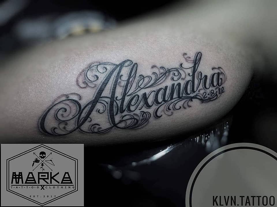 Alexandra Ornamental Script