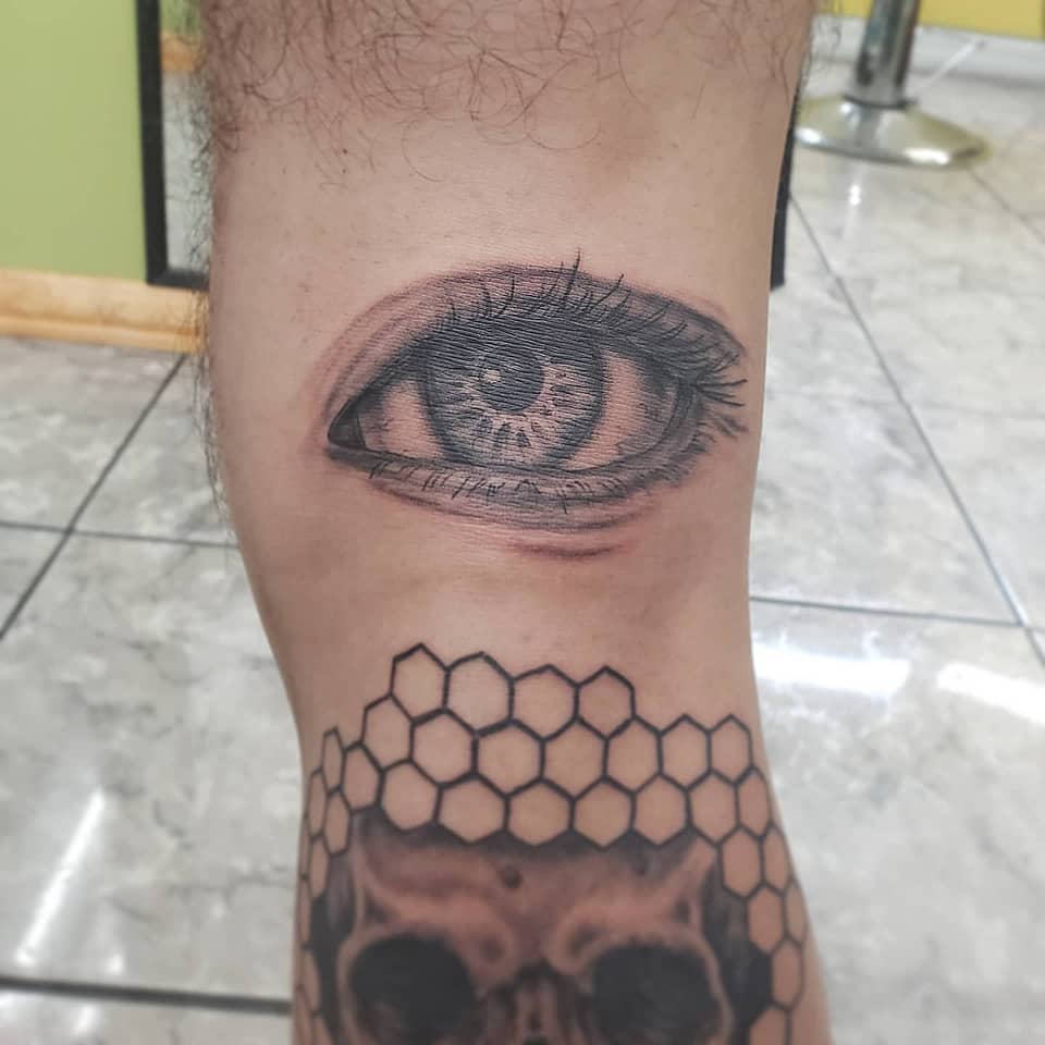 All-Seeing Hive