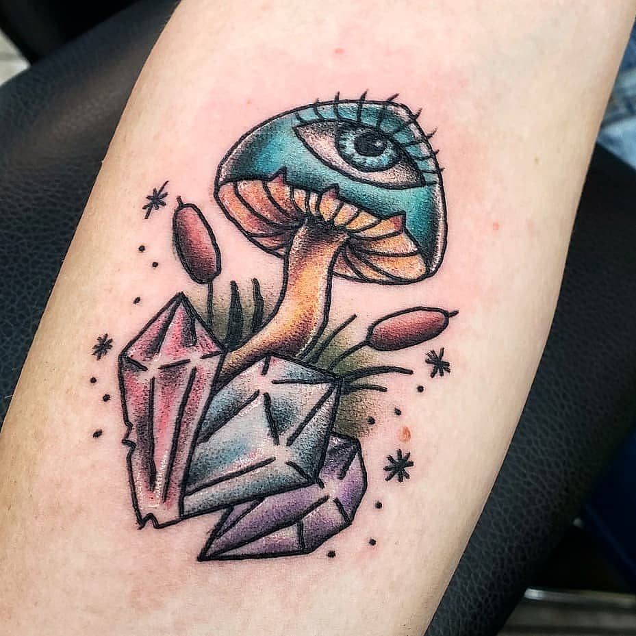 All-Seeing Shroom with Crystals