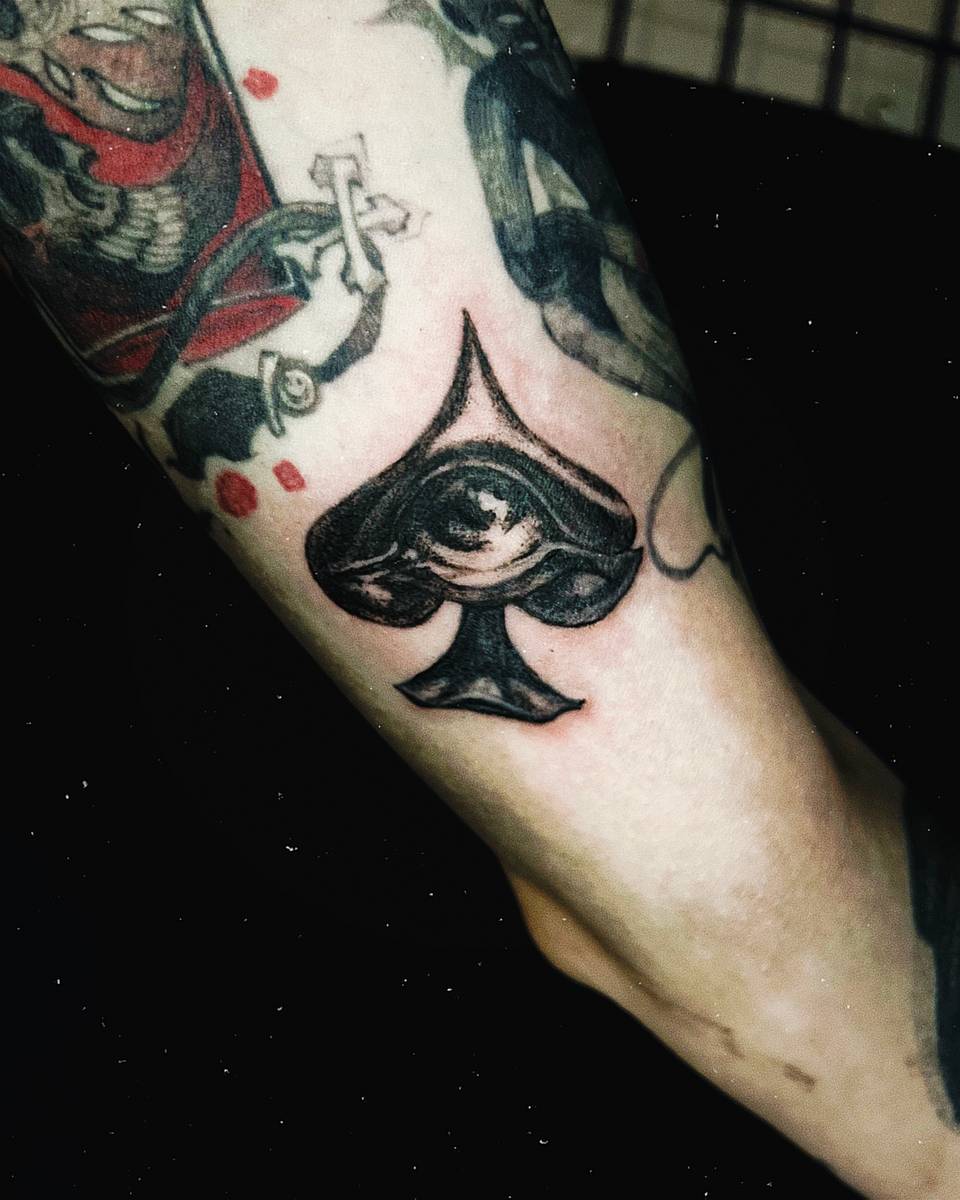 All-Seeing Spade