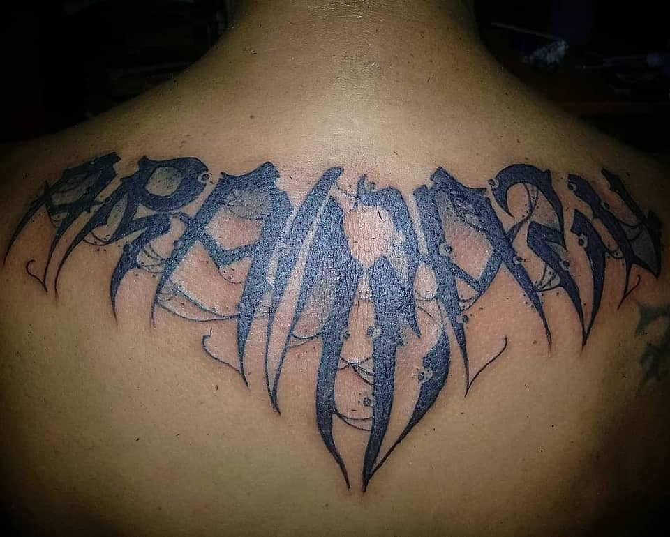 Barbed Gothic Script Backpiece