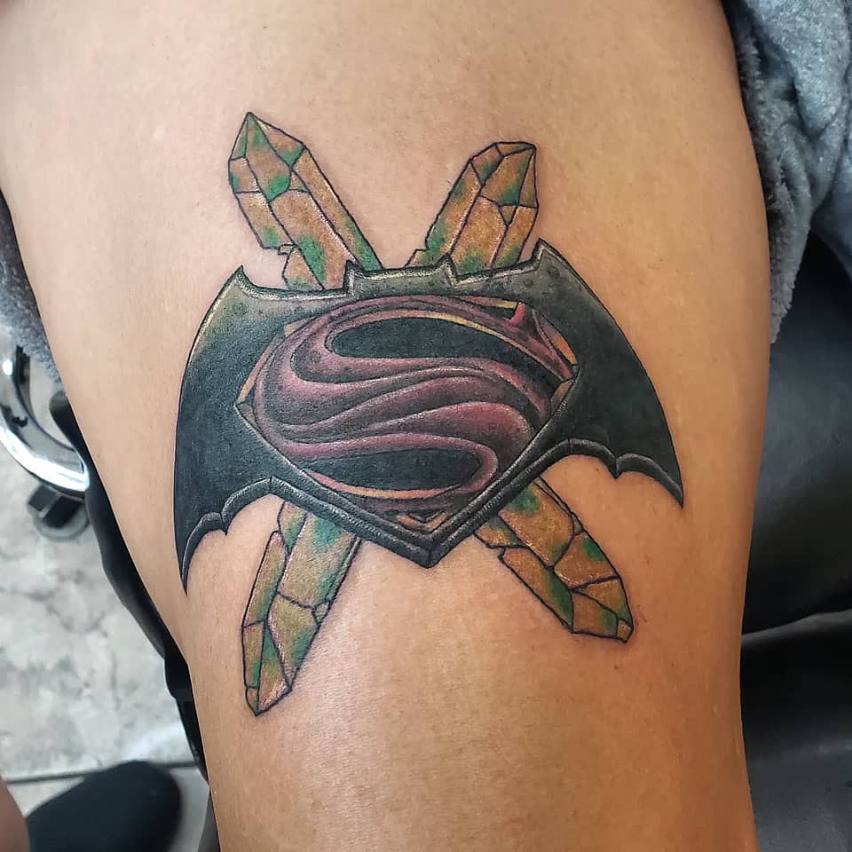 Bat-S Kryptonite Crest