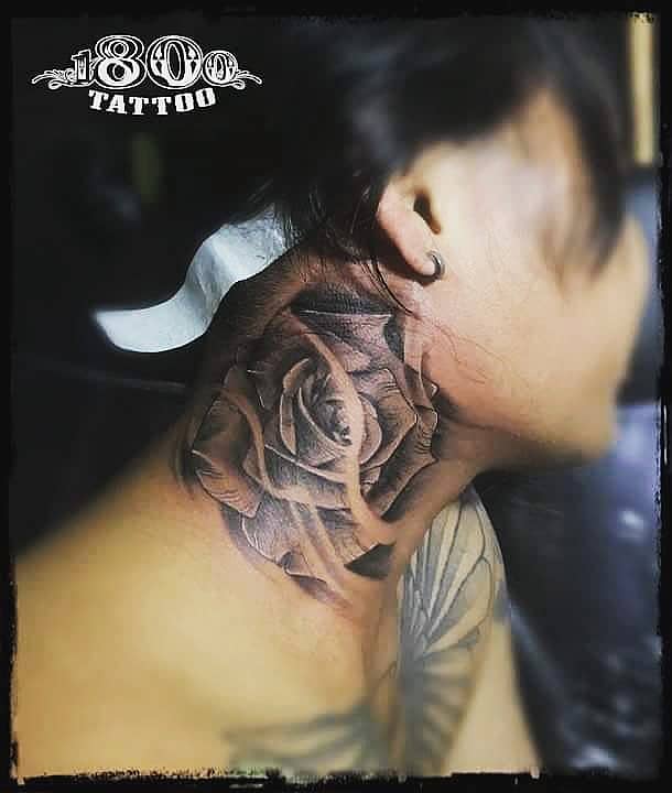 Black-and-Grey Realistic Rose