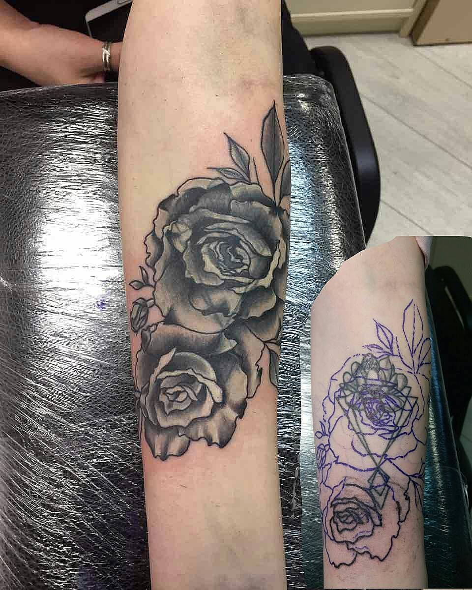 Black and Grey Rose Trio