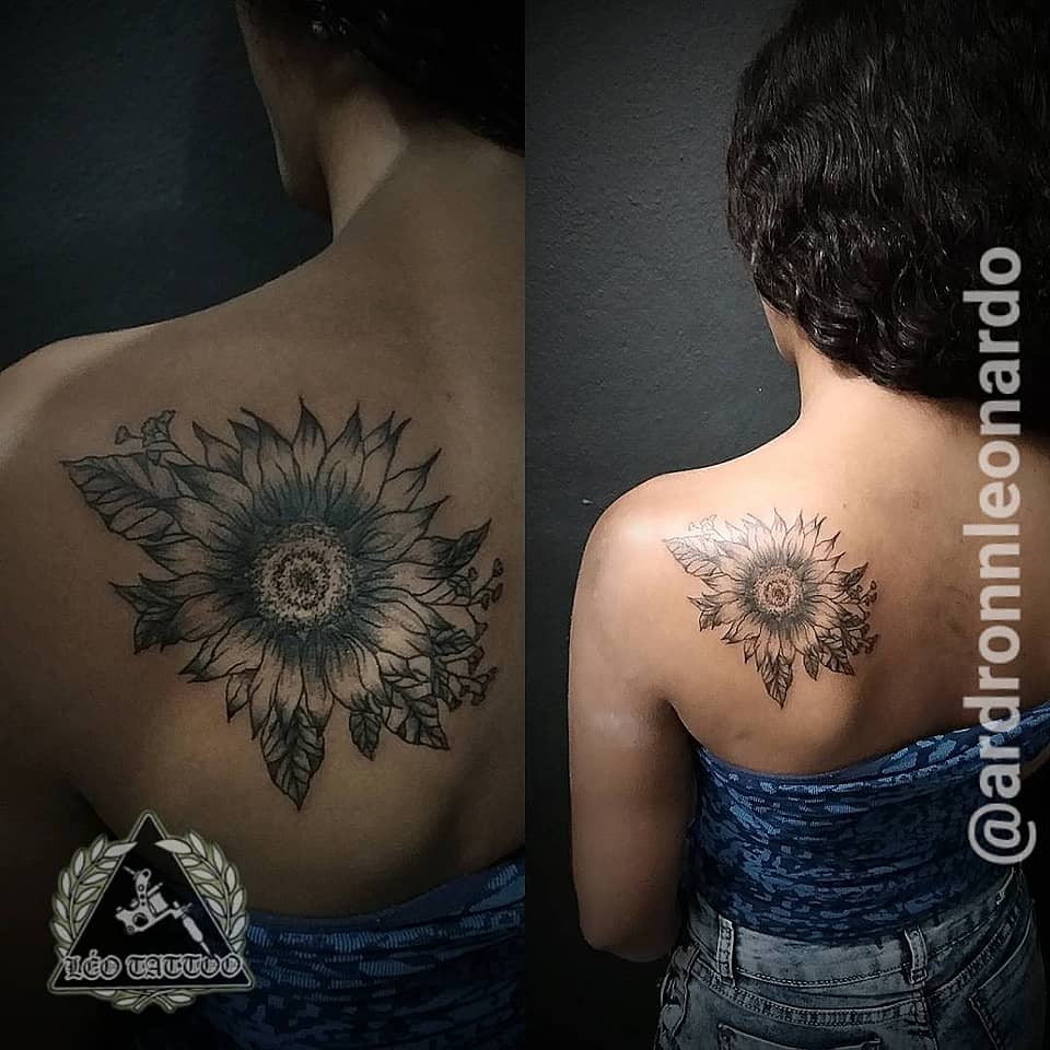 Black & Grey Sunflower Shoulder Piece
