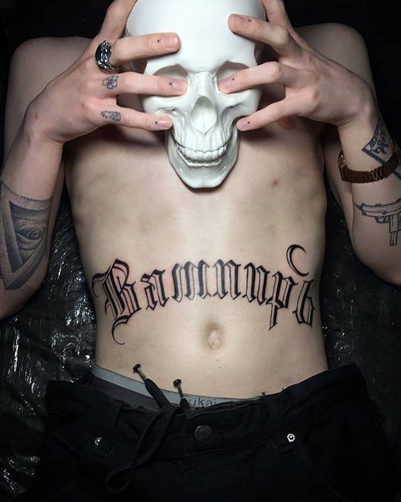Blackletter Sternum Script