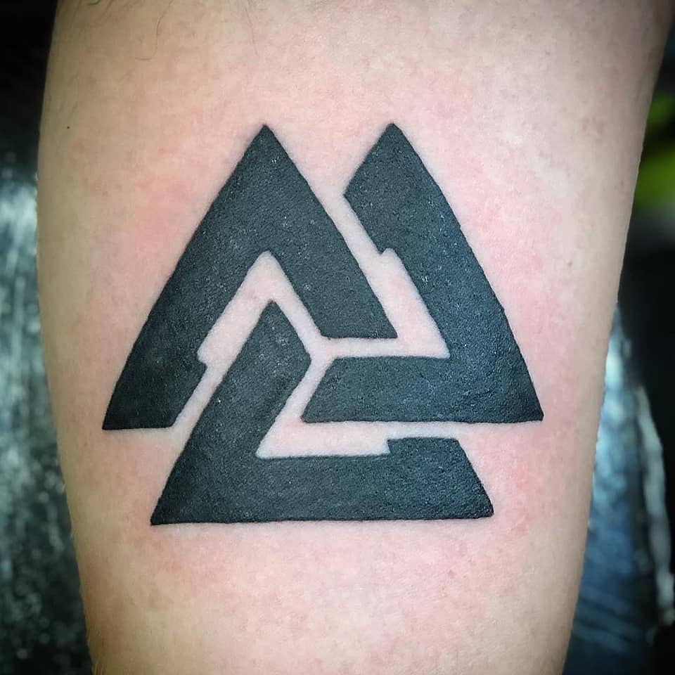 Blackwork Valknut Knot