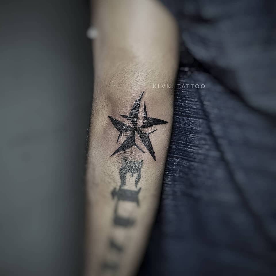 Brushstroke Nautical Star