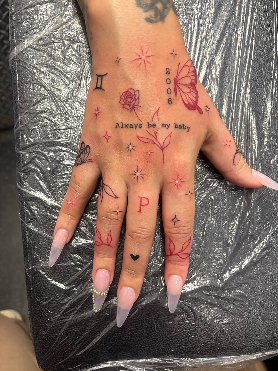 Butterfly & Stars Hand Motif