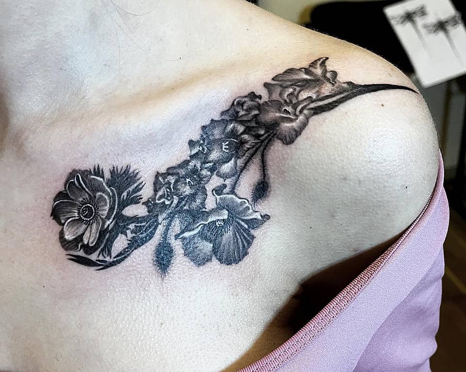 Clavicle Floral Garland