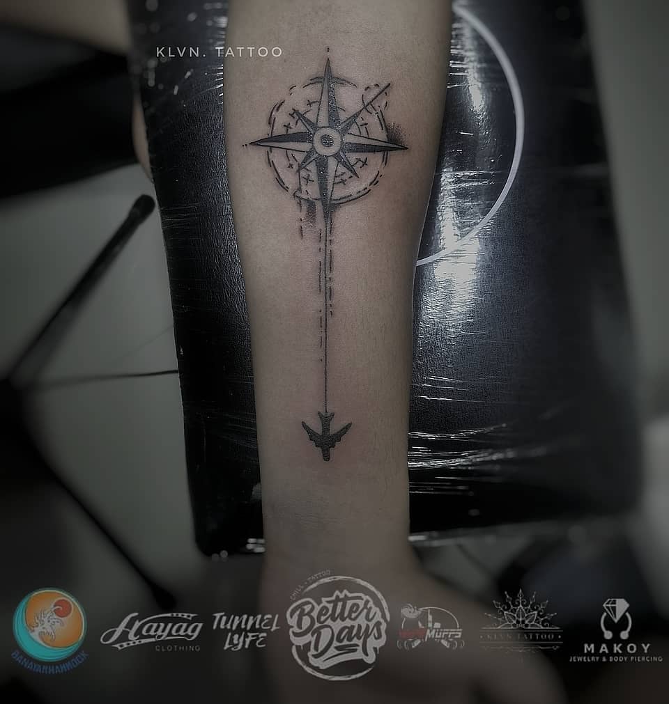 Compass & Flight