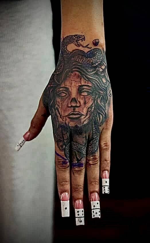 Cracked Medusa