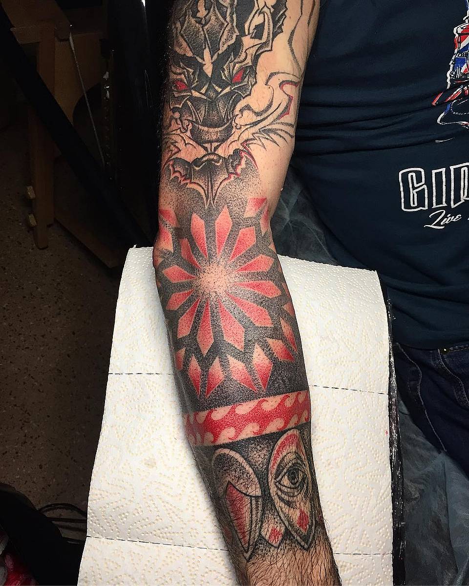 Crimson Geometric Sun & Owl Sleeve