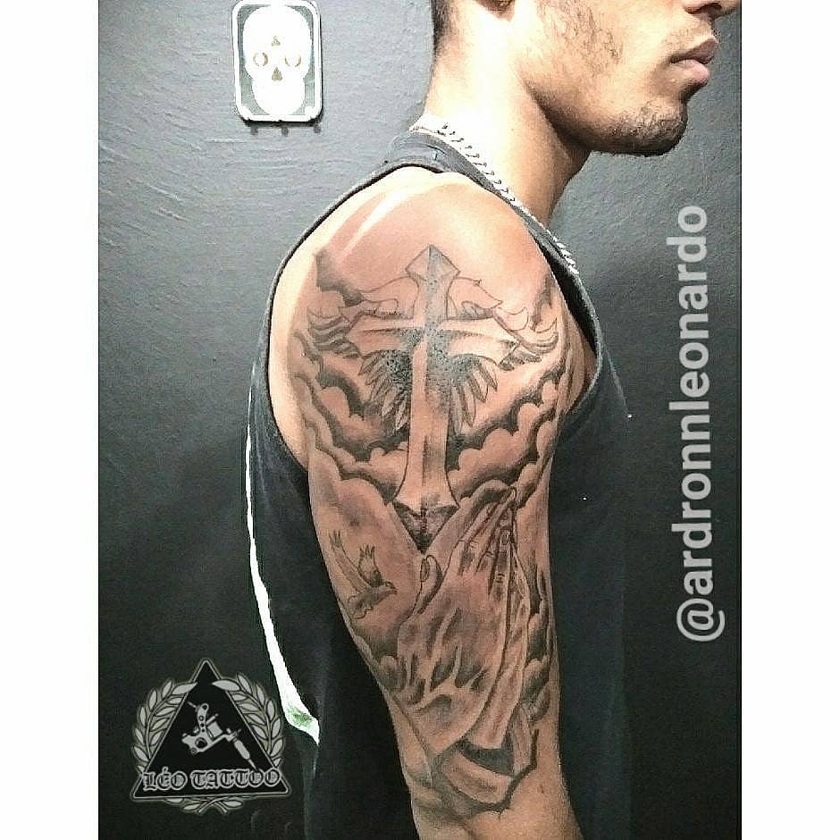 Cross and Praying Hands Half-Sleeve
