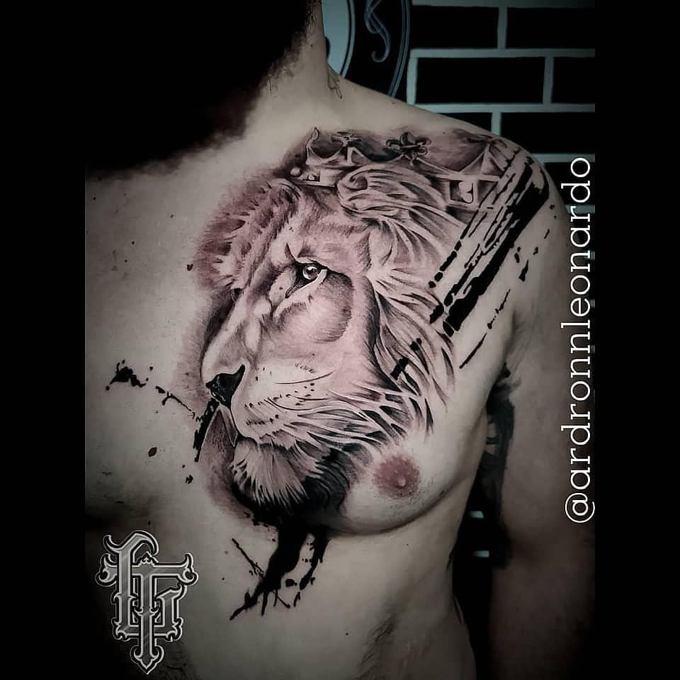 Crowned Lion Chest Piece