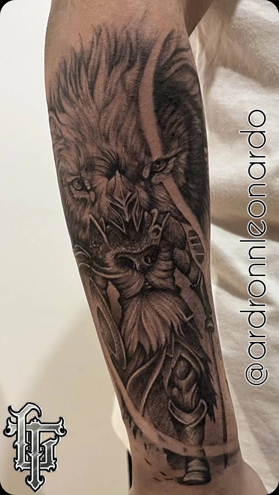 Crowned Lion Warrior