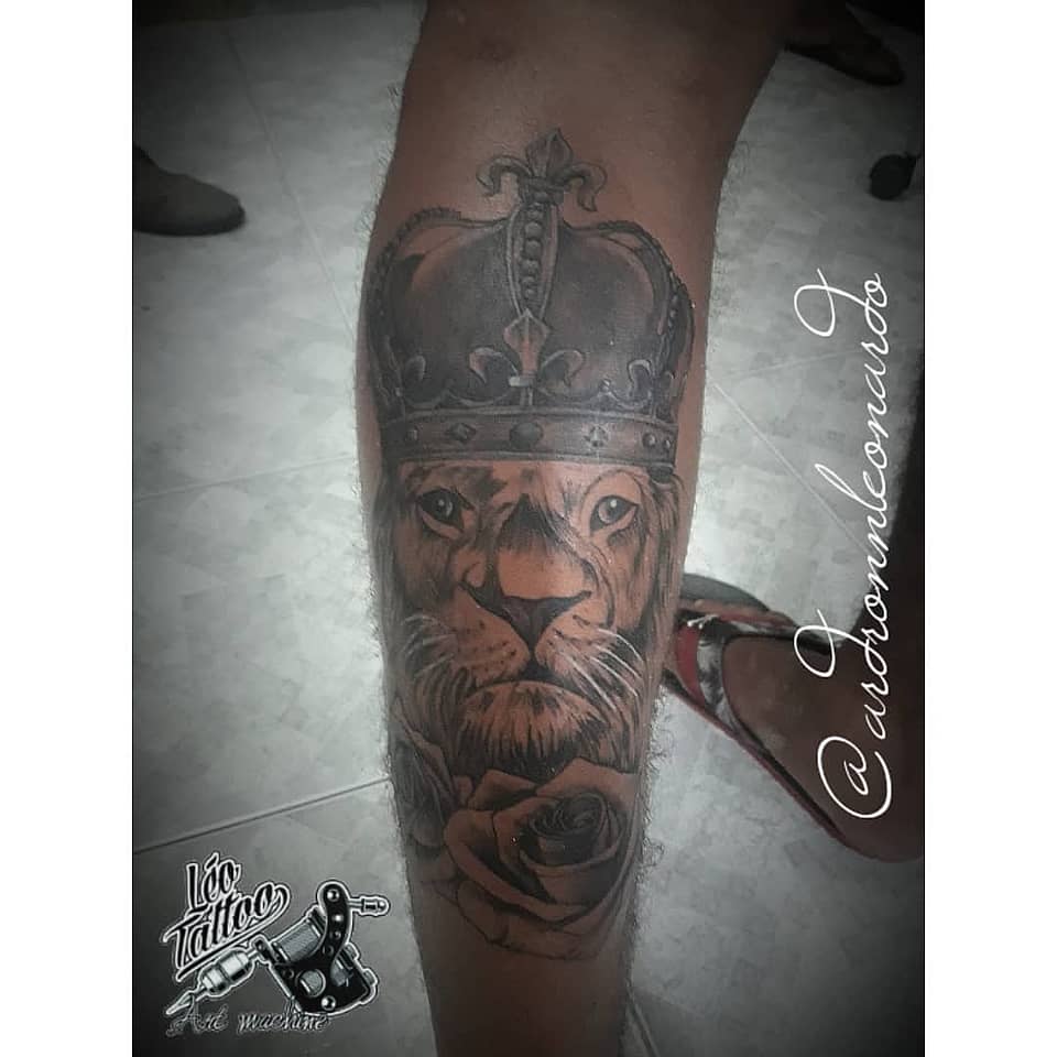 Crowned Lion with Rose