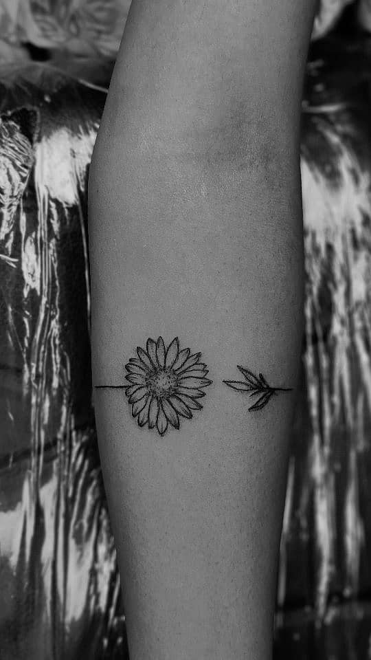 Daisy Line Bracelet