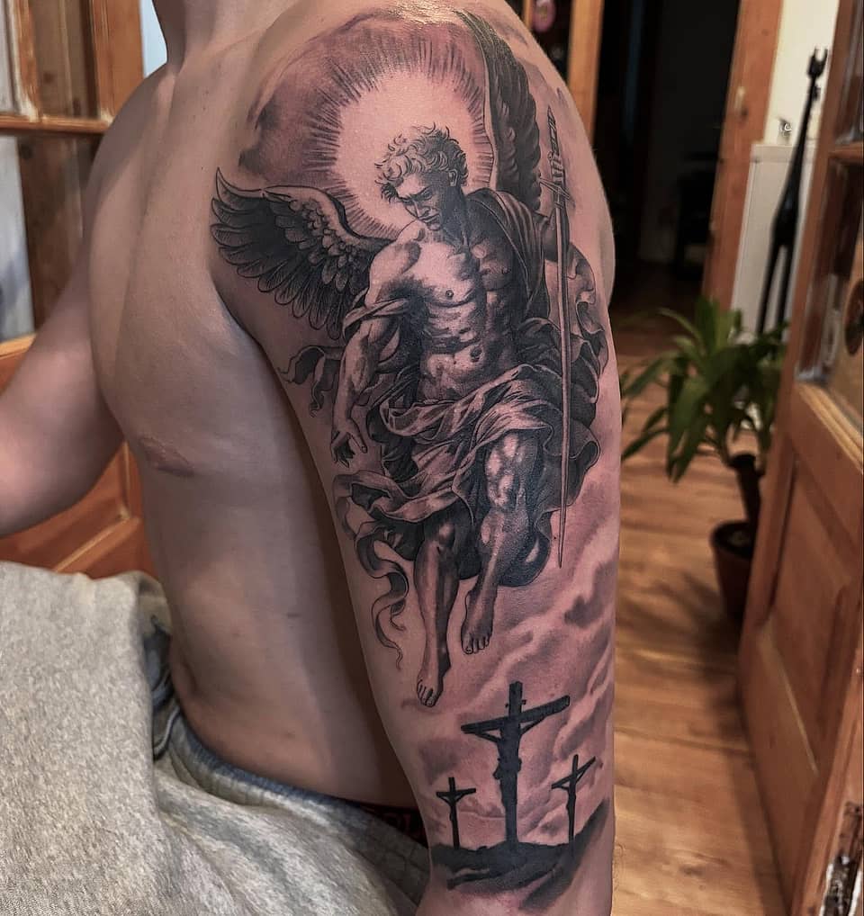Descending Archangel with Calvary