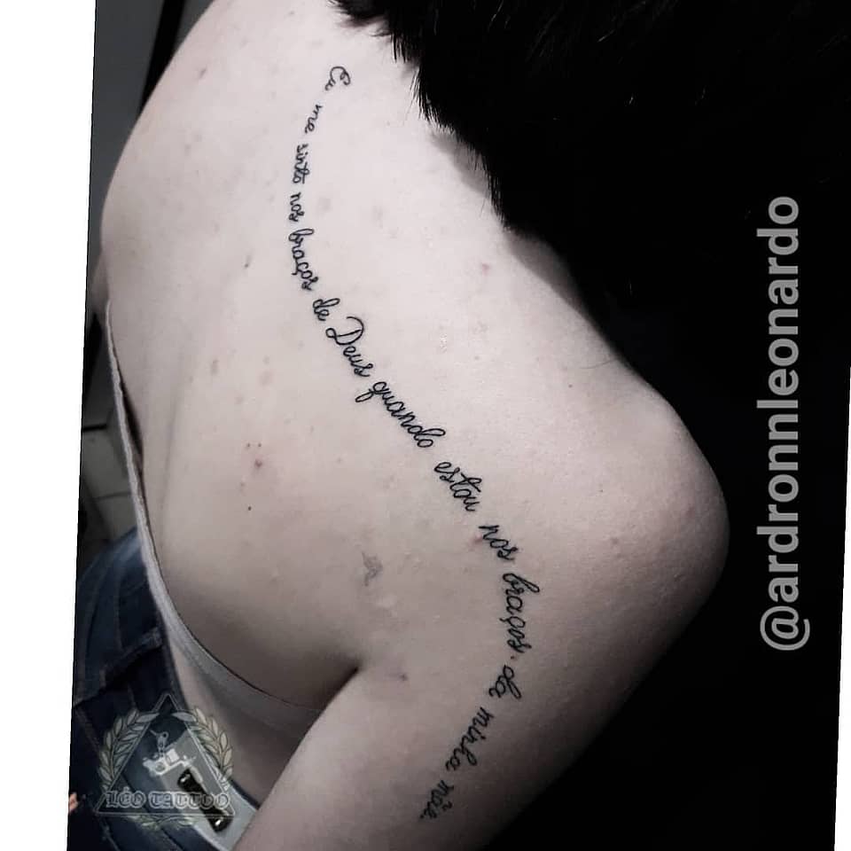 Diagonal Cursive Quote
