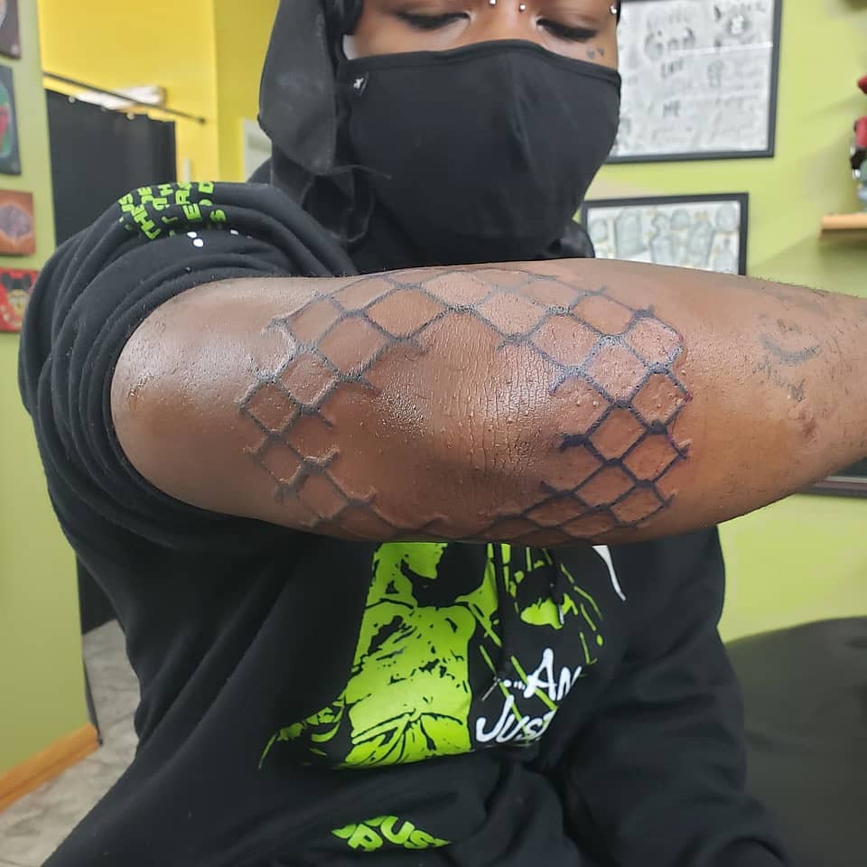 Diamond Lattice Grid Blackwork