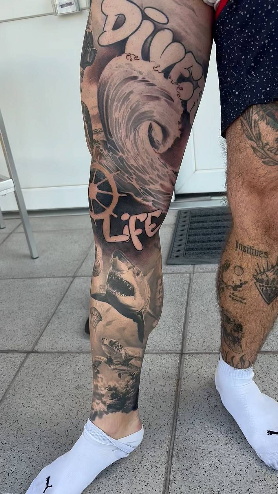 Dive Life Nautical Leg Sleeve