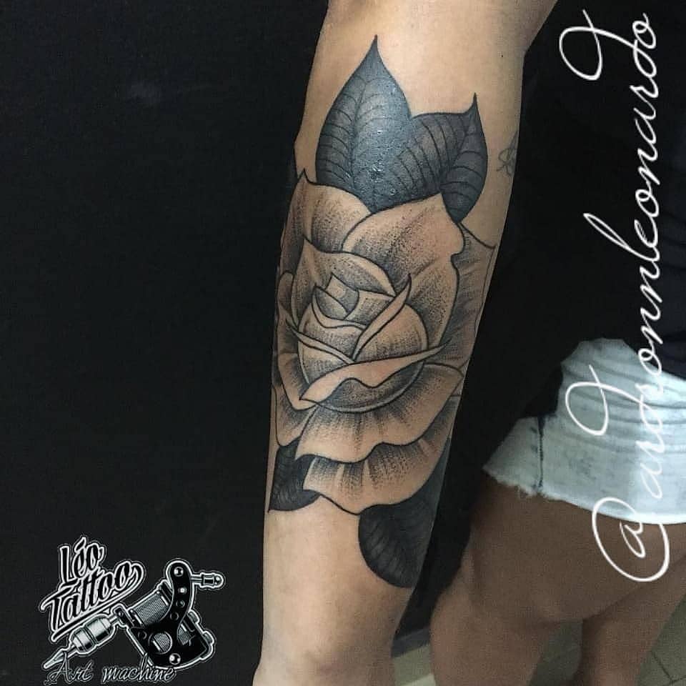Dotwork Black Rose