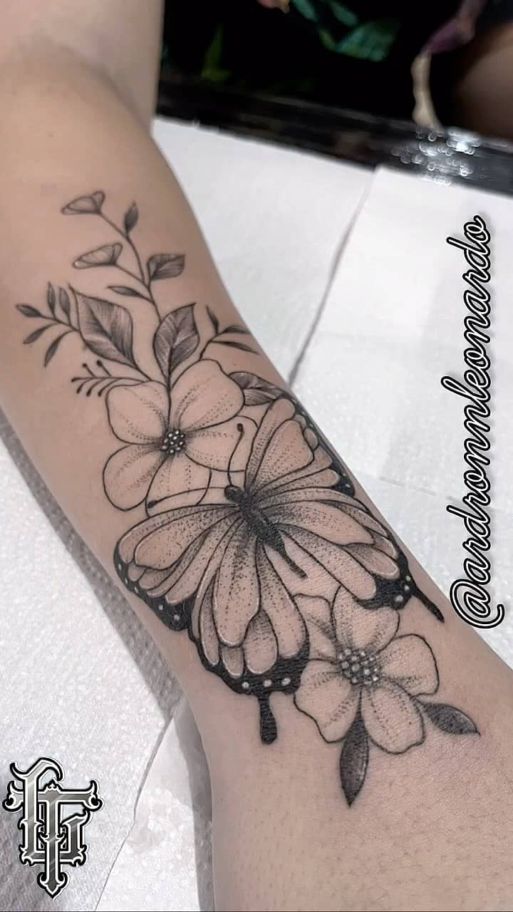 Dotwork Butterfly Bouquet