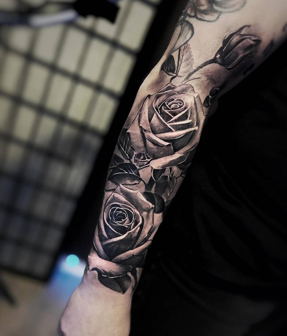 Ebon Rose Cascade