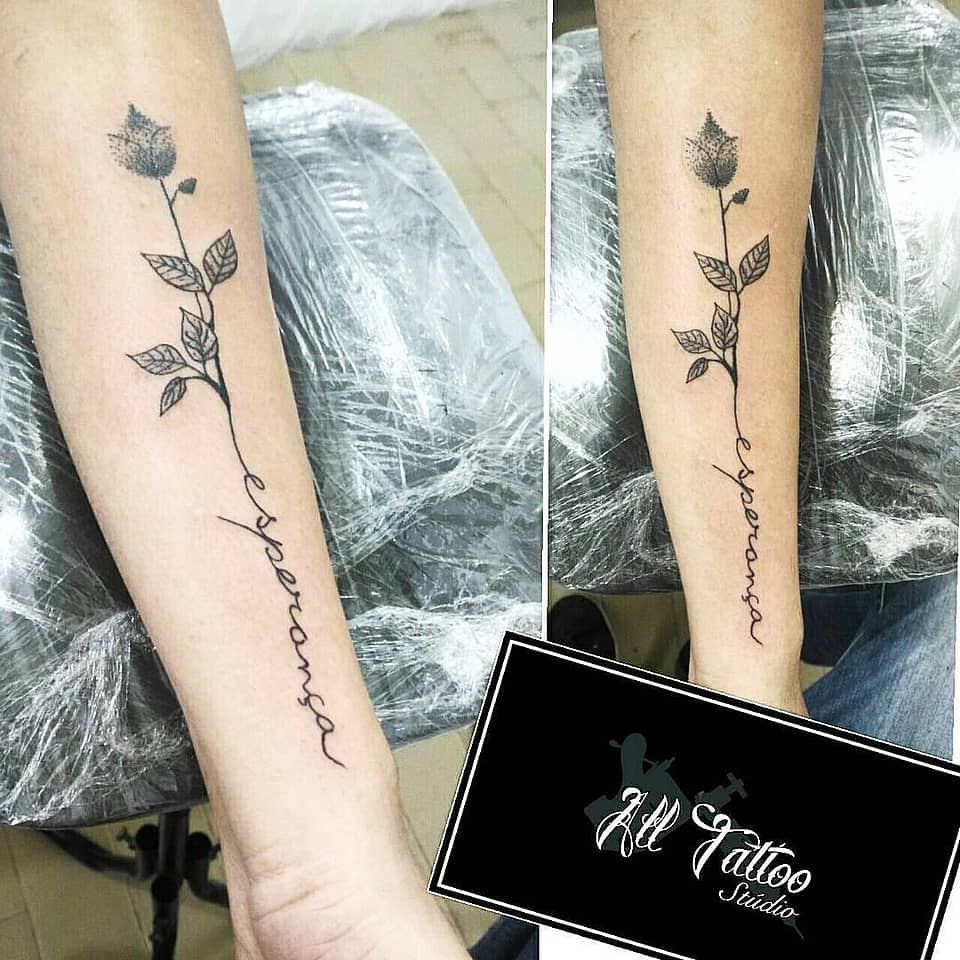 Esperanza Rose — Delicate Linework