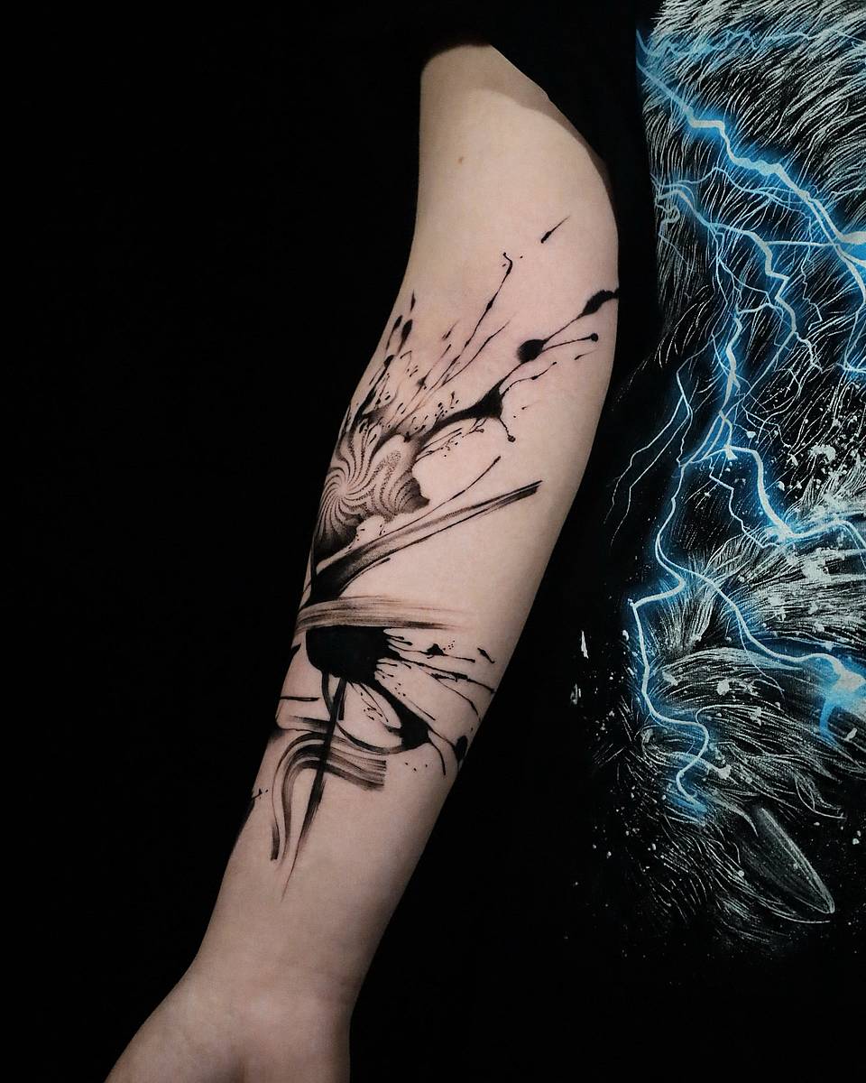 Exploding Ink Bloom