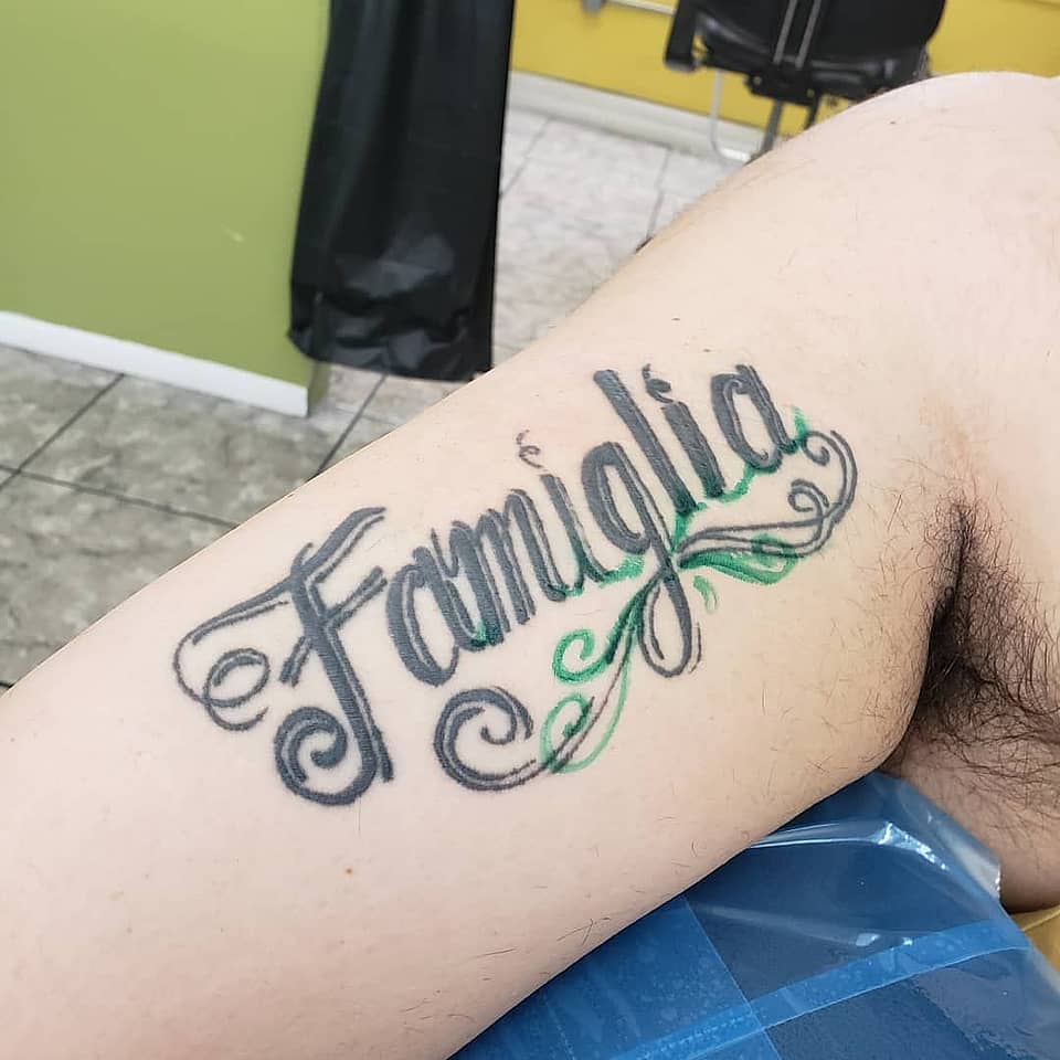 Famiglia Script Tribute