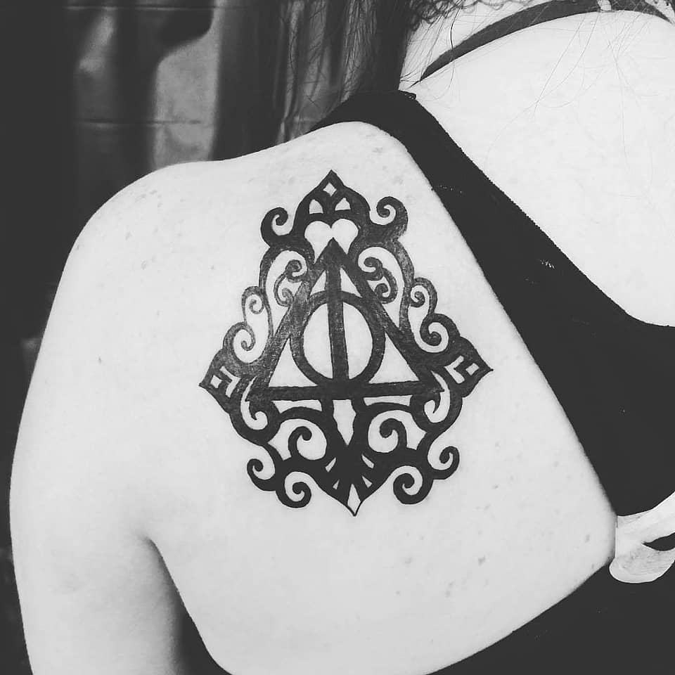 Filigree Deathly Hallows Emblem