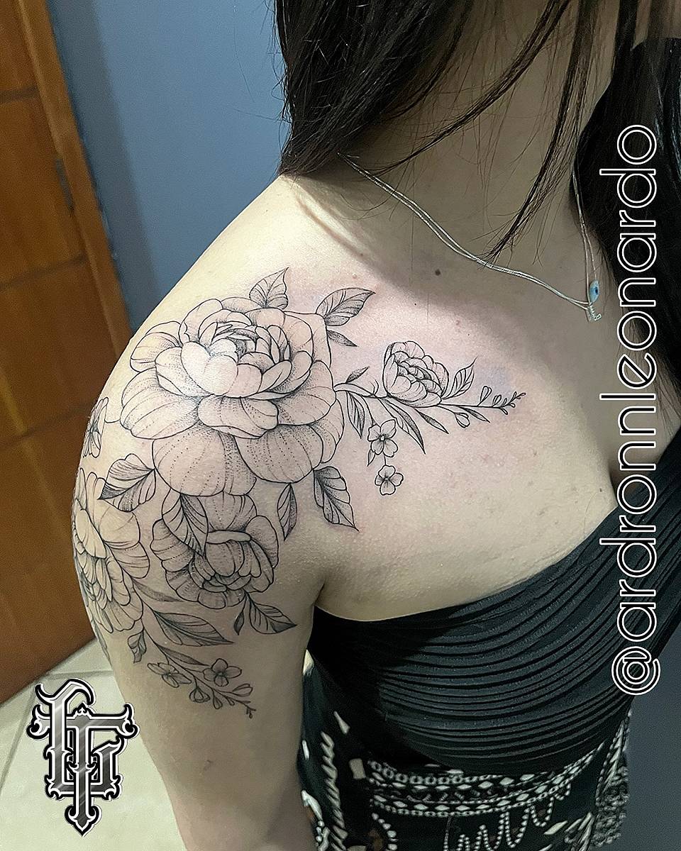 Fine-Line Peony Shoulder Bouquet
