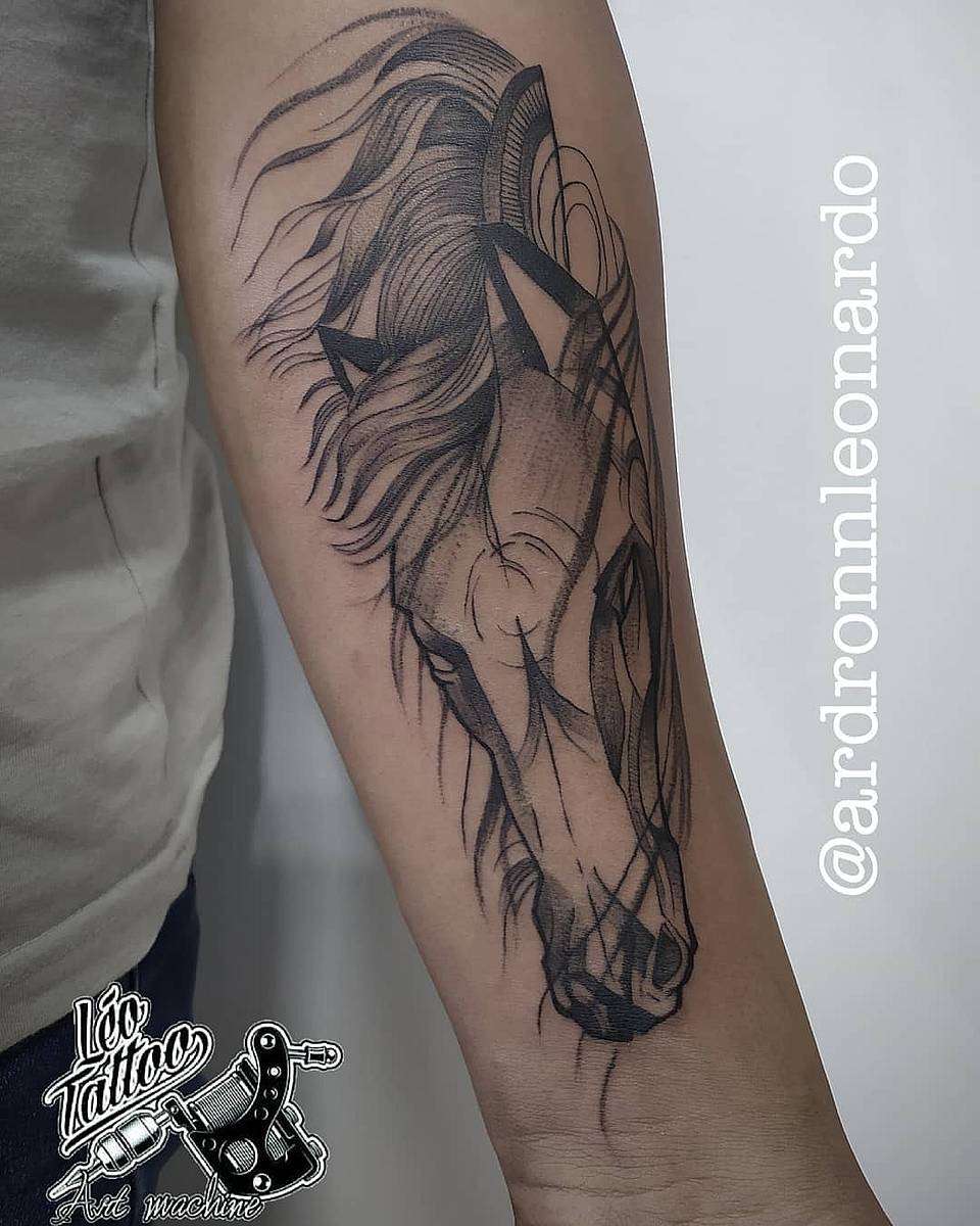 Flowing Geometric Horse