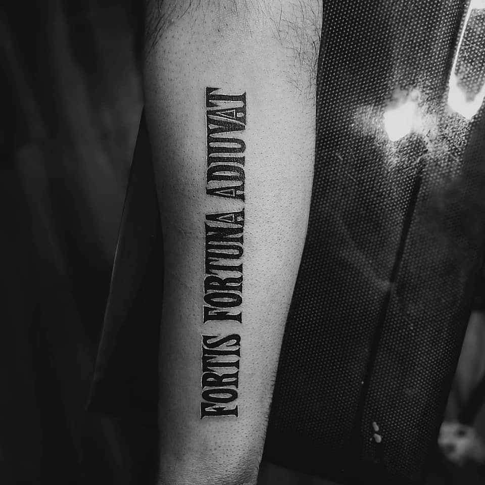 Fortune Favors the Brave Latin Script