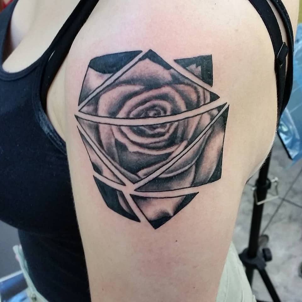Fractured Geometric Rose