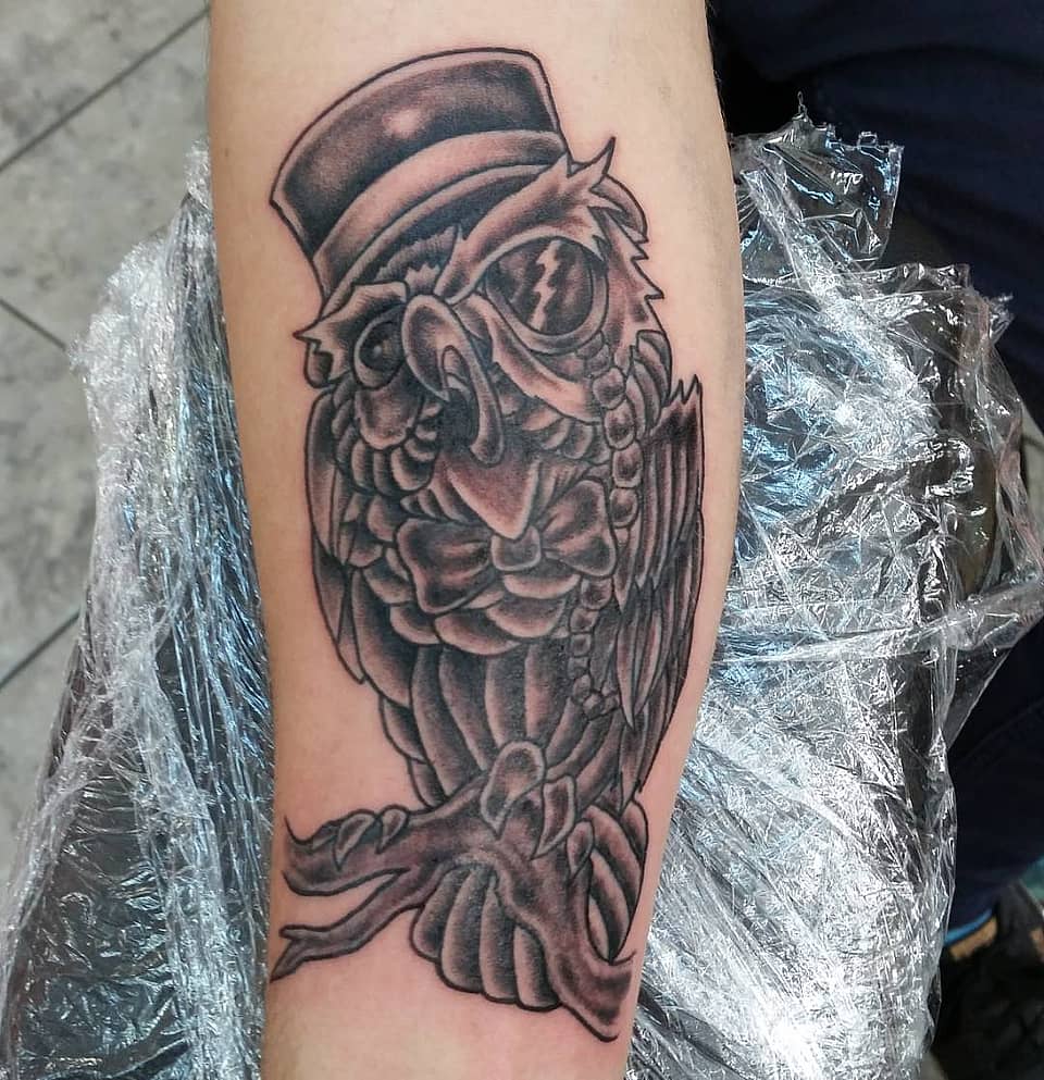 Gentleman Owl in Top Hat
