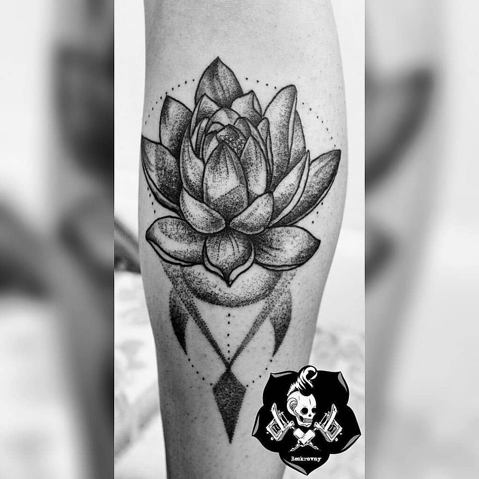 Geometric Dotwork Lotus