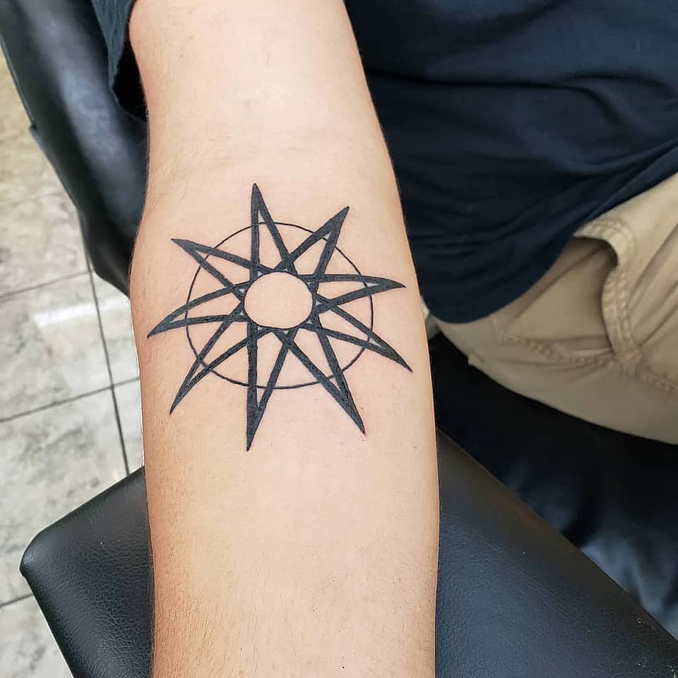 Geometric Sunburst Compass