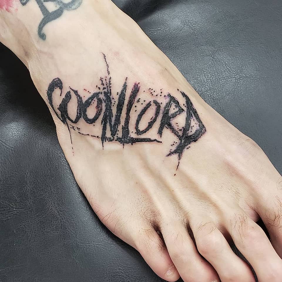 Goonlord Foot Lettering
