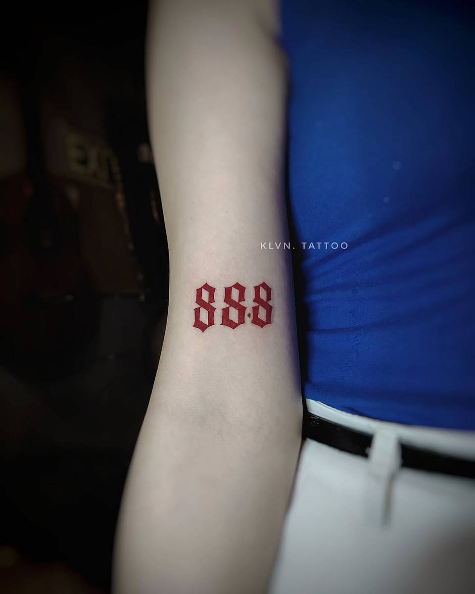 Gothic 888 (Triple Eight)