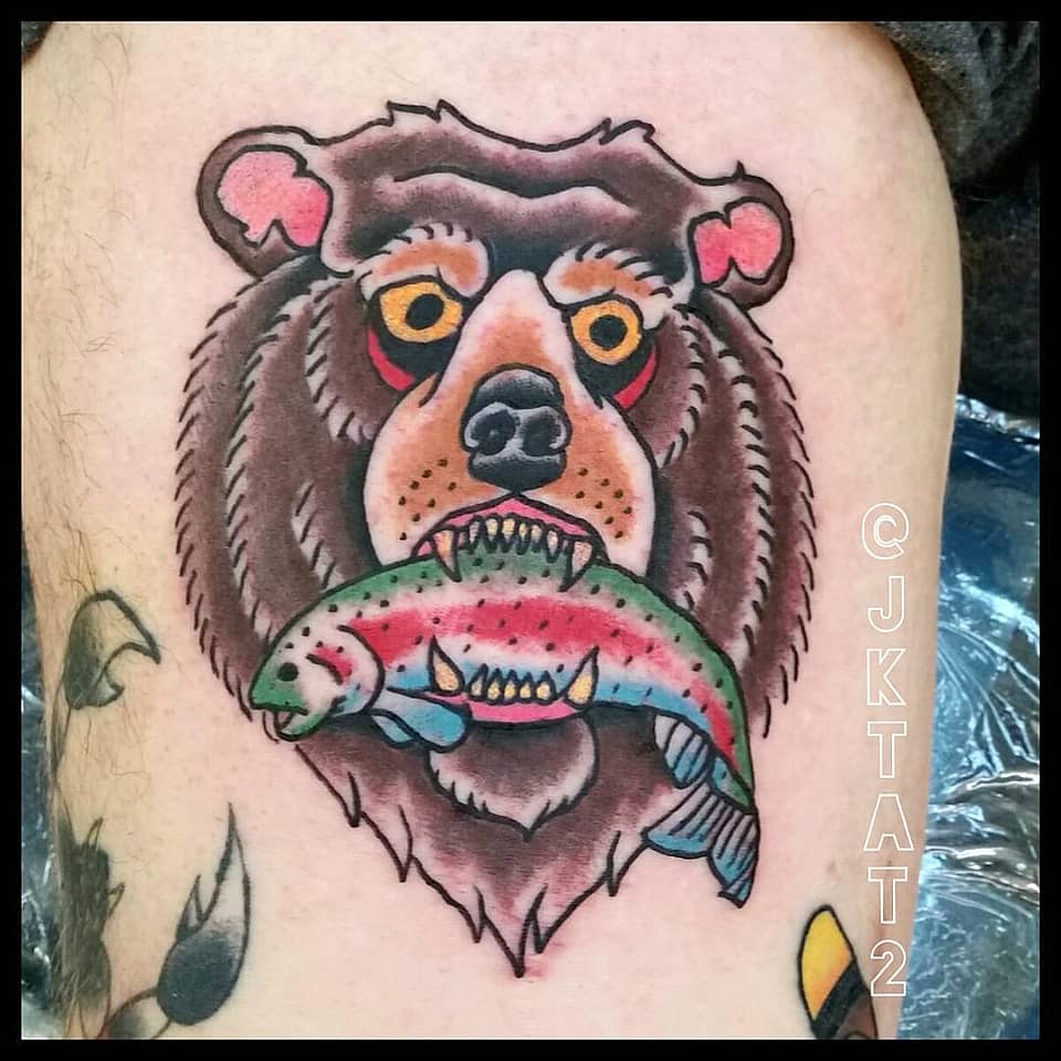 Grizzly with Rainbow Trout