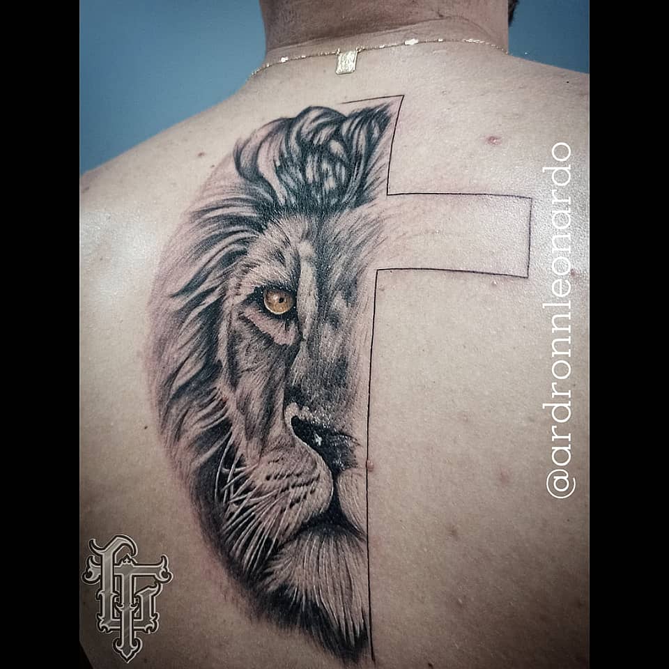 Half-Lion Cross Portrait