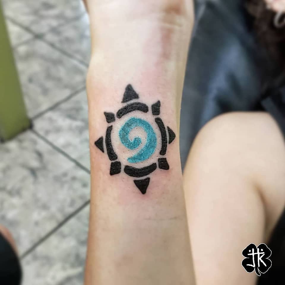 Hearthstone Swirl Compass