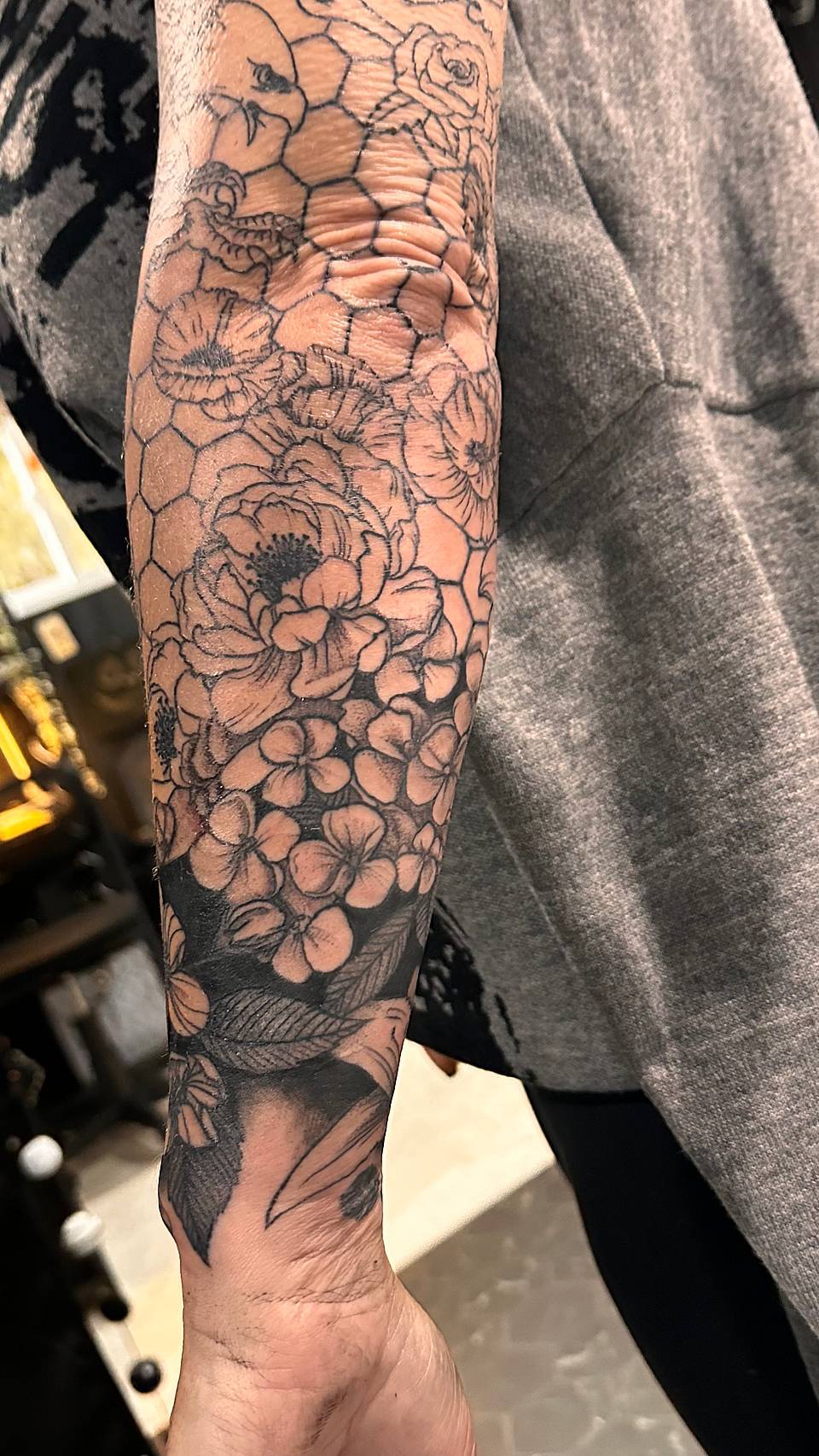 Honeycomb & Blooms Forearm