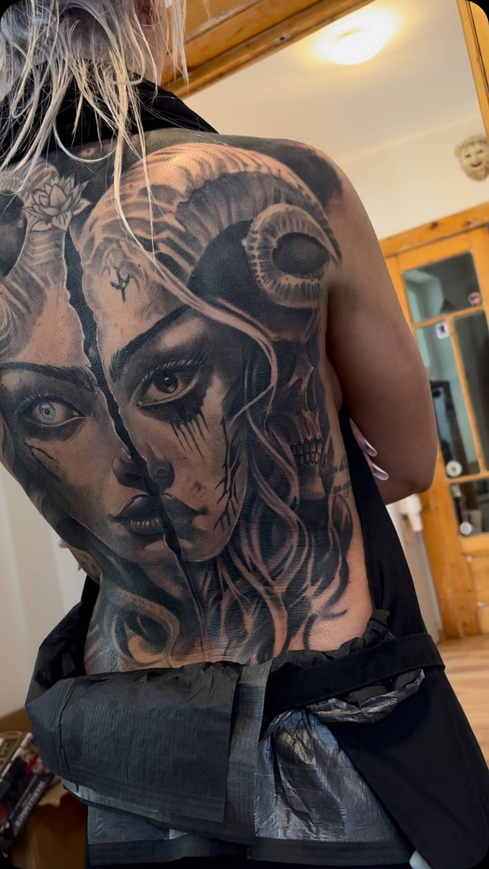 Horned Duality Backpiece