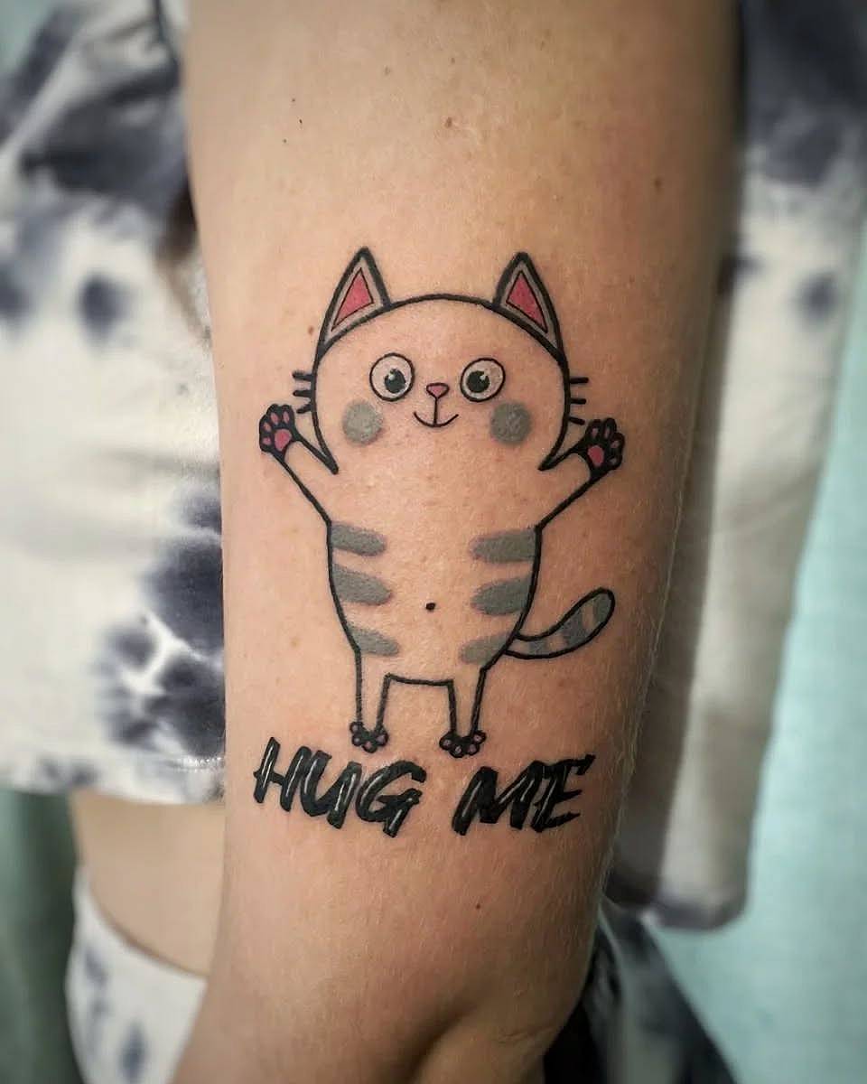 Hug Me Kitty