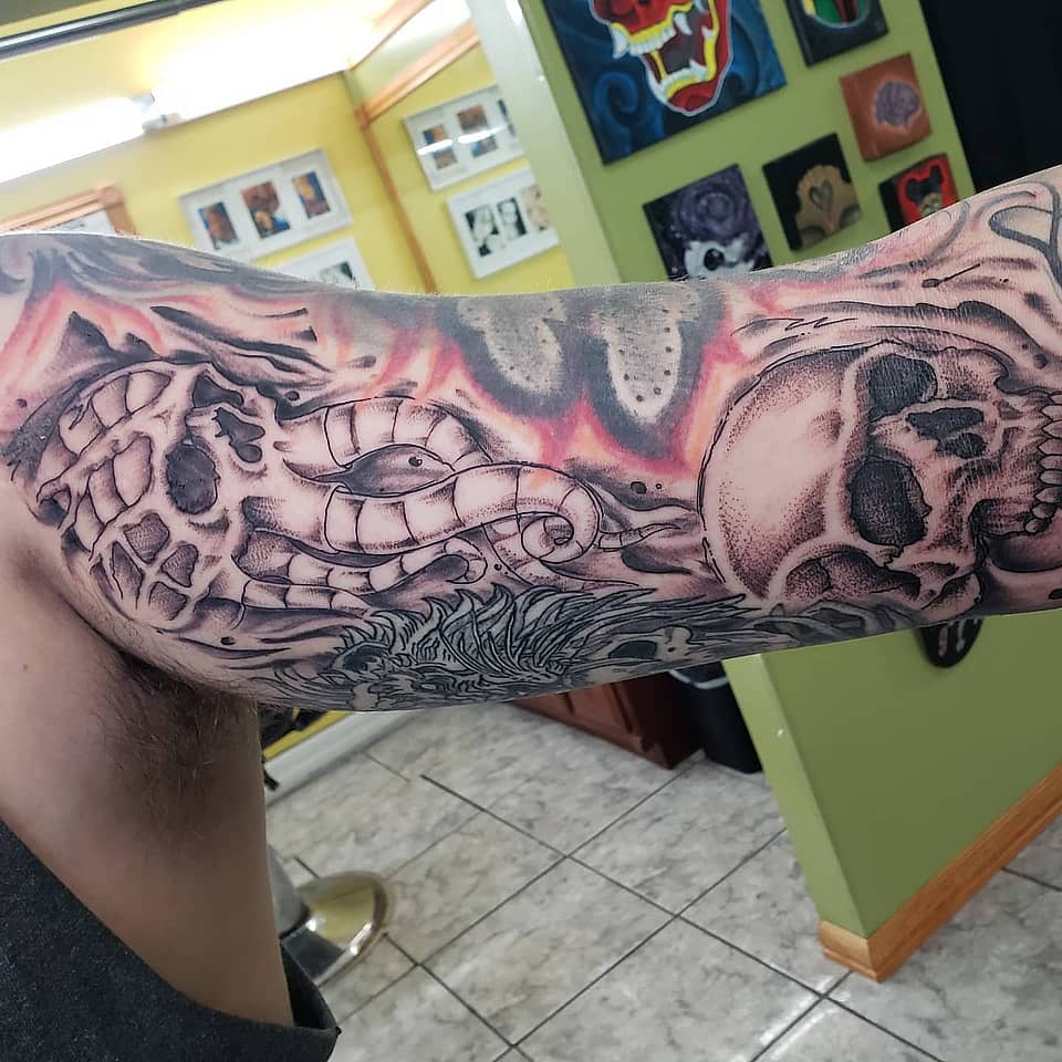 Infernal Serpent and Skulls